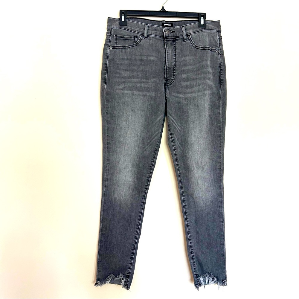 Express Women’s Gray Skinny Jeans with Modern Distressed Hem